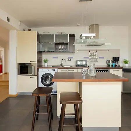 アパート Spacious Two-bedroom In The Centre By Renters